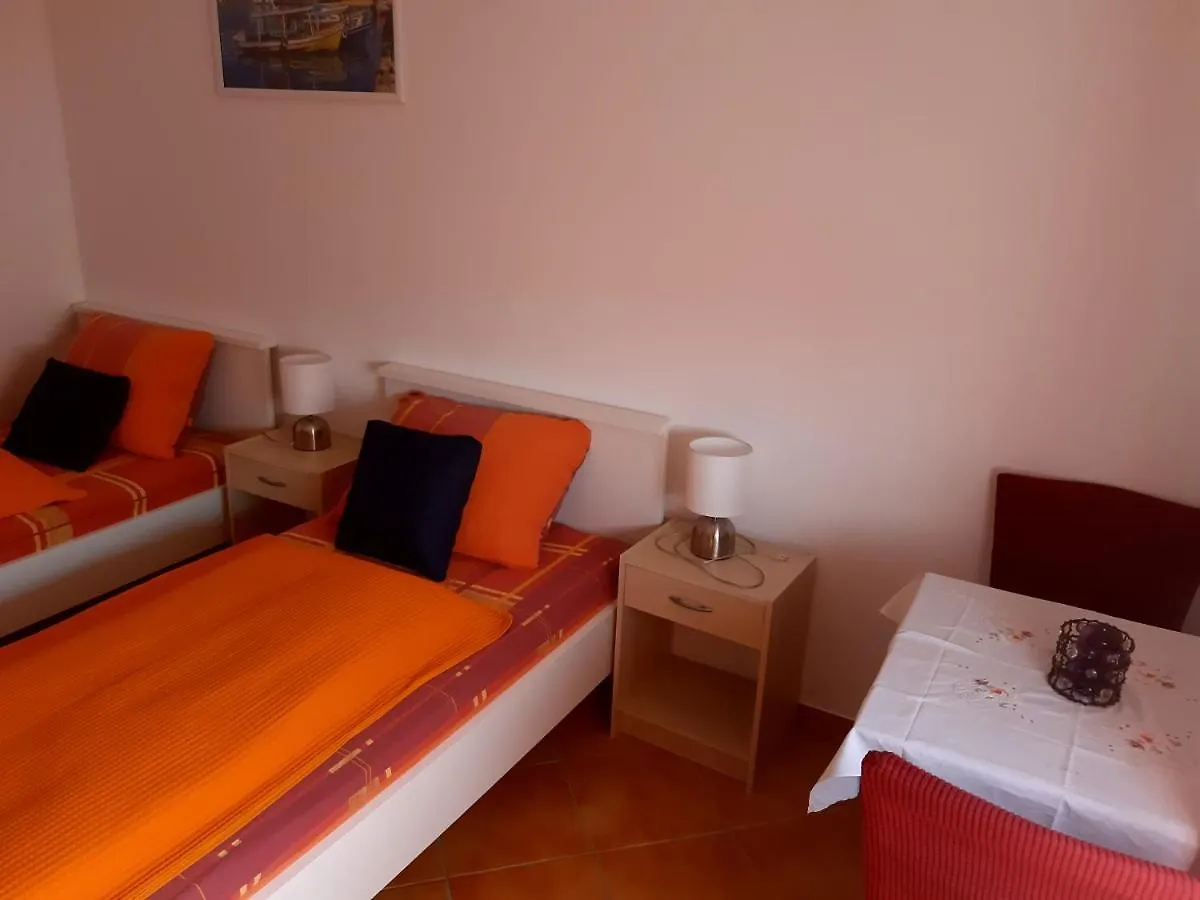 Apartmani Jasmin Gornji Karin Croatia