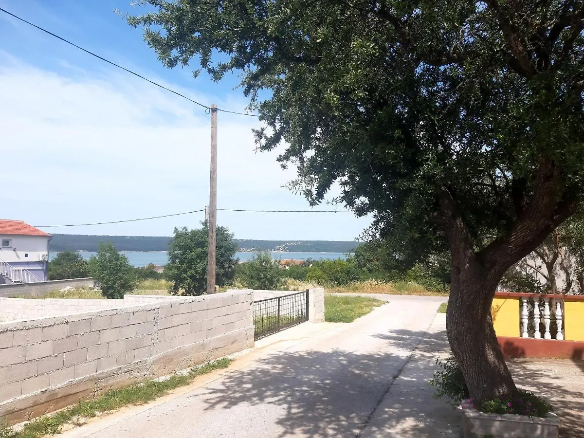 Apartmani Jasmin Gornji Karin 0*,